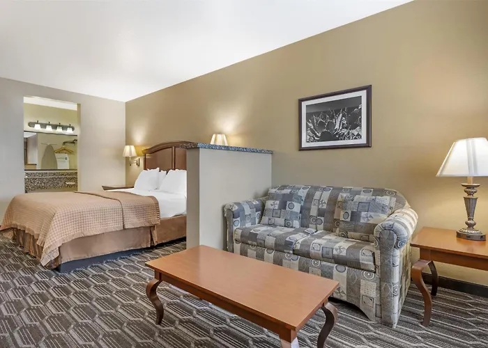 Western Of Hotel 3*
