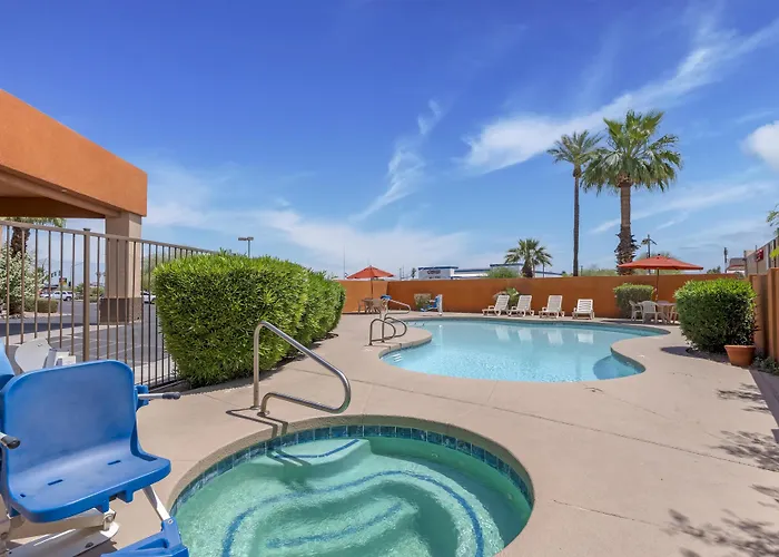 Hotel Western Of 3*